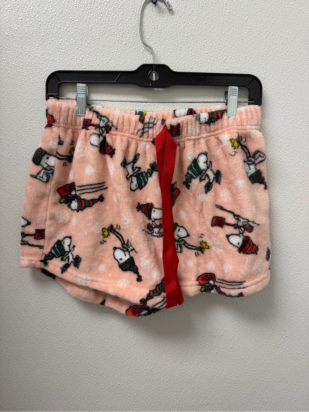 Plush Snoopy Holiday Print Shorts - Pink